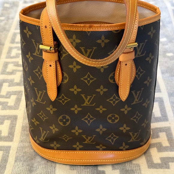 Vintage Louis Vuitton PM Monogram Bucket Bag - Picture 3 of 16